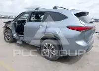 2022 Toyota Highlander photo
