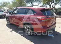 2022 Toyota Highlander photo