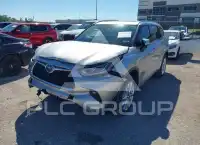 2022 Toyota Highlander фото