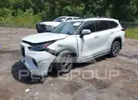 2022 Toyota Highlander photo