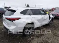 2022 Toyota Highlander photo