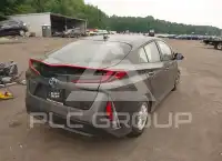 2022 Toyota PRIUS photo