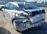 2022 Toyota PRIUS фото