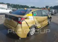 2022 Toyota PRIUS фото