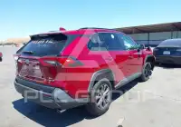 2022 Toyota RAV4 фото