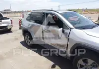 2022 Toyota RAV4 фото