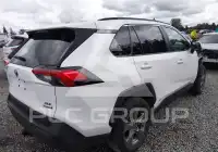2022 Toyota RAV4 фото