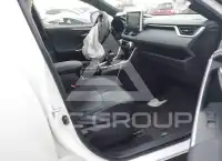 2022 Toyota RAV4 фото