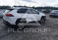 2022 Toyota RAV4 фото