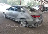 2022 KIA Rio фото