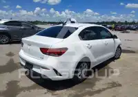 2022 KIA Rio фото