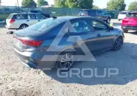 2022 KIA Forte фото