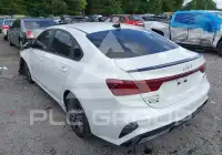 2022 KIA Forte фото