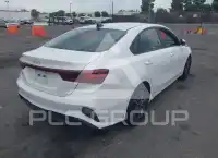2022 KIA Forte фото