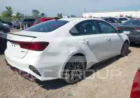 2022 KIA Forte фото