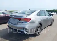 2022 KIA Forte фото