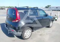 2022 KIA Soul фото