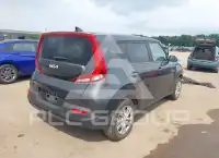 2022 KIA Soul фото