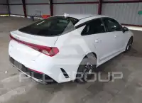 2022 KIA K5 фото