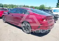 2022 KIA K5 фото