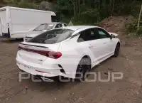 2022 KIA K5 фото