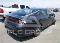 2022 KIA K5 фото