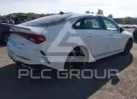 2022 KIA K5 фото