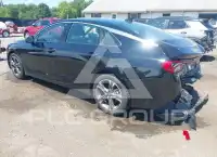 2022 KIA K5 фото