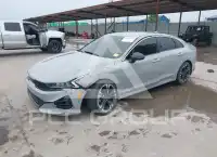 2022 KIA K5 фото