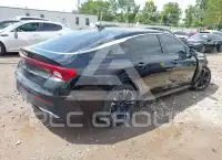 2022 KIA K5 фото