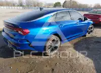 2022 KIA K5 фото