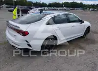 2022 KIA K5 фото