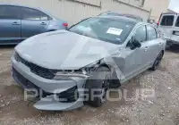 2022 KIA K5 фото