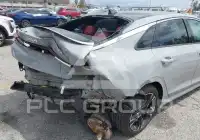 2022 KIA K5 фото