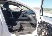2022 KIA K5 фото