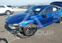 2022 KIA K5 фото