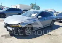 2022 KIA K5 фото