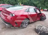 2022 KIA K5 фото