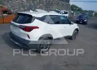 2022 KIA Seltos photo