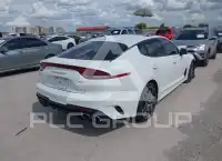 2022 KIA Stinger фото