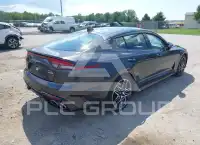 2022 KIA Stinger фото