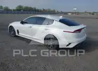 2022 KIA Stinger photo