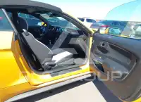 2022 Ford MUSTANG photo
