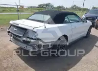 2022 Ford MUSTANG фото