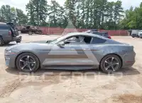 2022 Ford MUSTANG фото