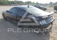 2022 Ford MUSTANG photo