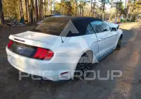 2022 Ford MUSTANG photo