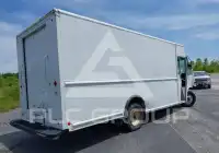 2022 Ford F-590 фото
