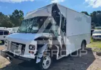 2022 Ford F-590 фото