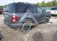 2022 Ford BRONCO photo